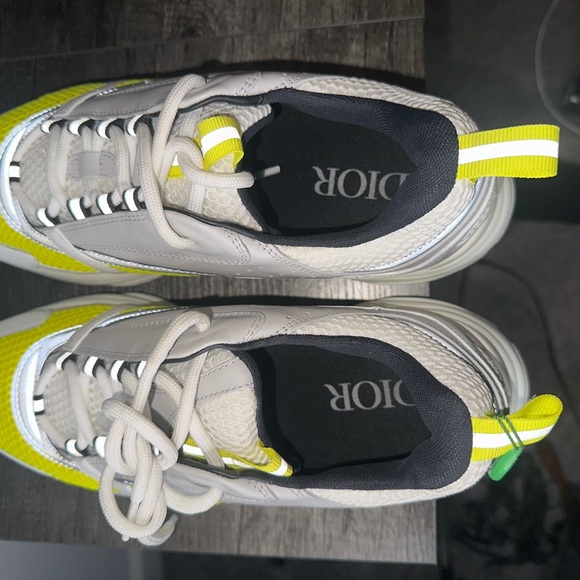 Wore twice. Literally like new. Dm for negotiations - Picture 3 of 8